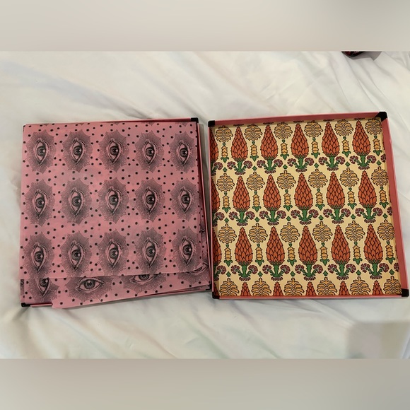Rare Gucci Garden Scarf - Picture 3 of 8